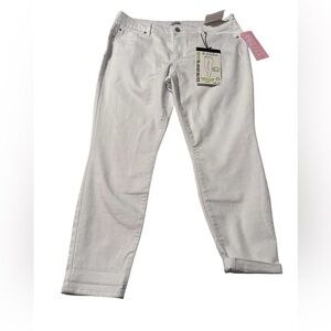 D Jeans white pants women’s size 16 petite brand new